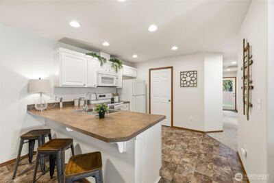 420 Oak Hill Lane , Burlington, WA 98233 - Photo 10