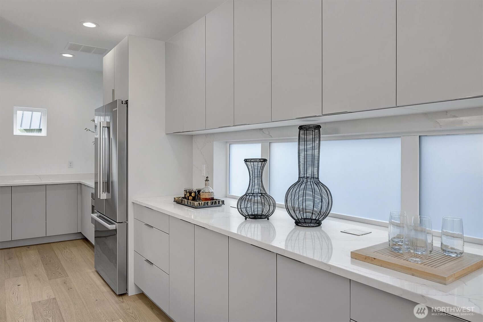 417 102nd Avenue SE, Bellevue, WA 98004