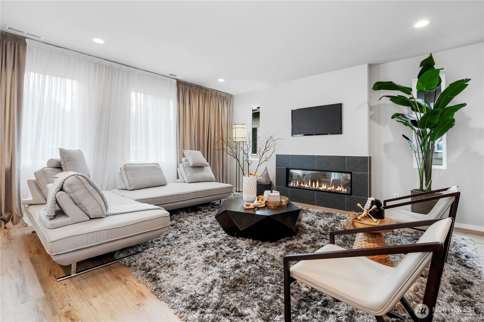 13830 Brookdale Lane E #95, Tacoma, WA 98445