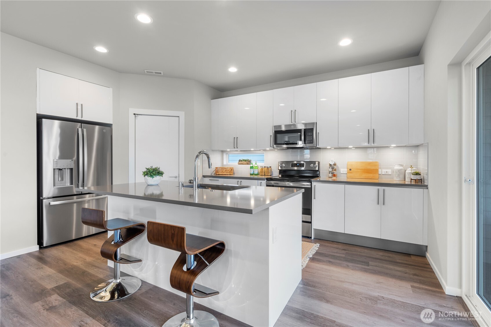 13815 Brookdale Lane E #107, Tacoma, WA 98445