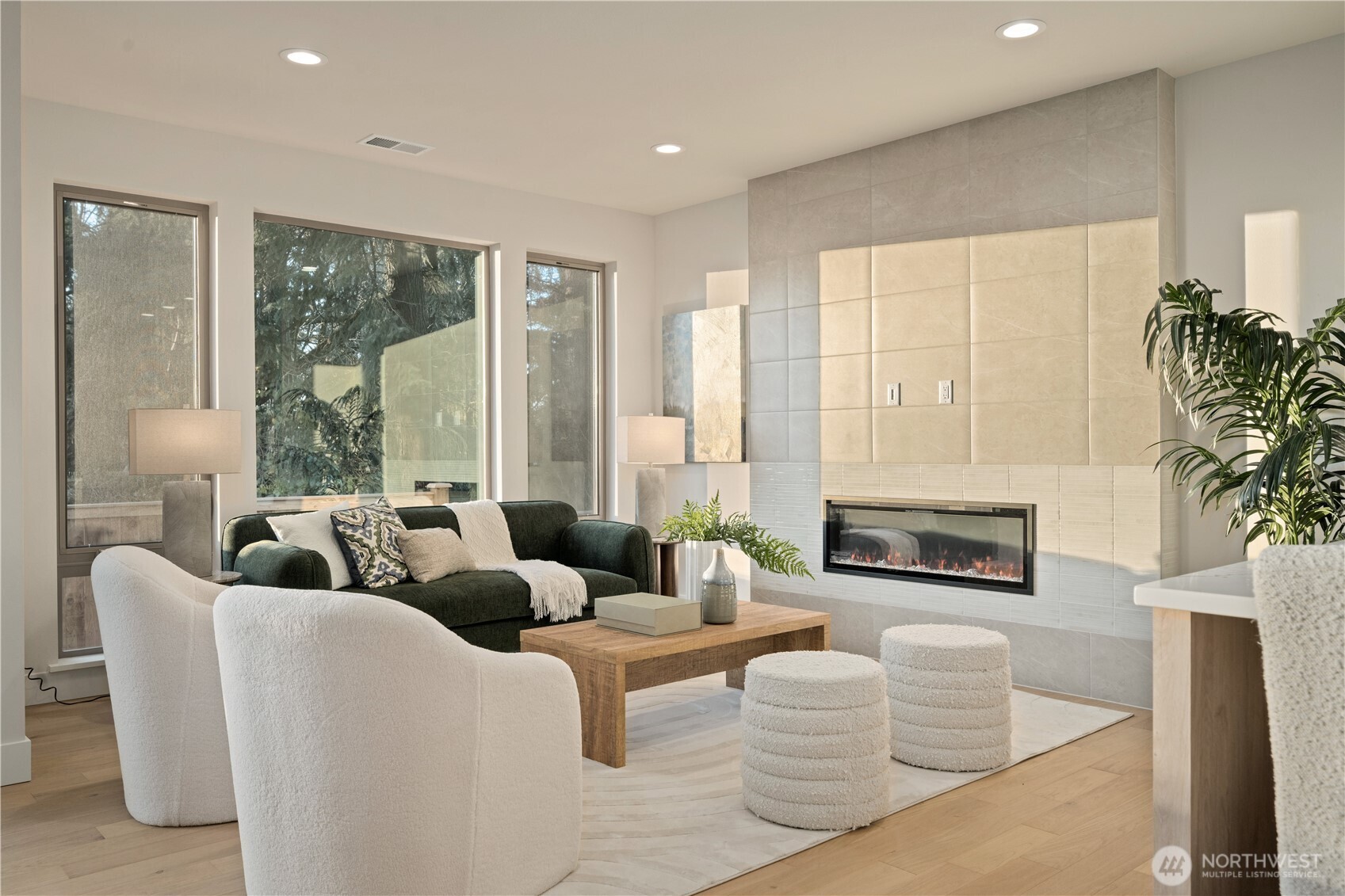 8717 126th Avenue NE, Kirkland, WA 98033