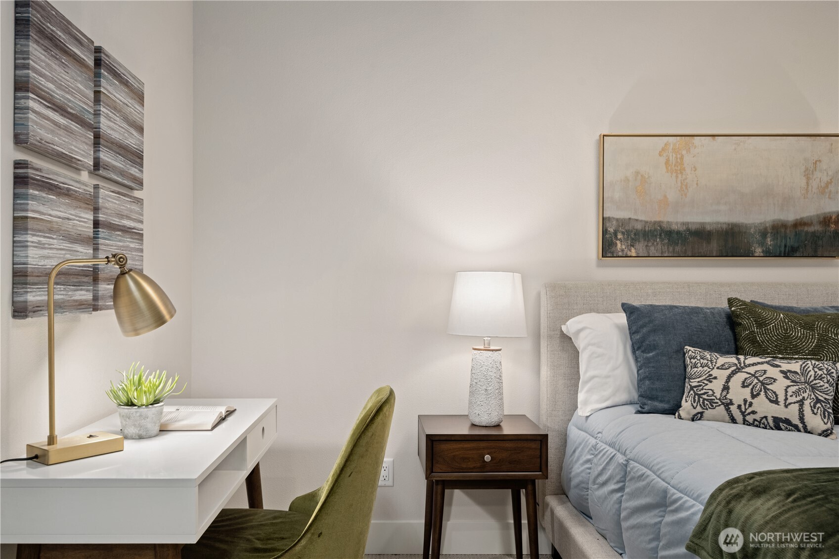 8717 126th Avenue NE, Kirkland, WA 98033