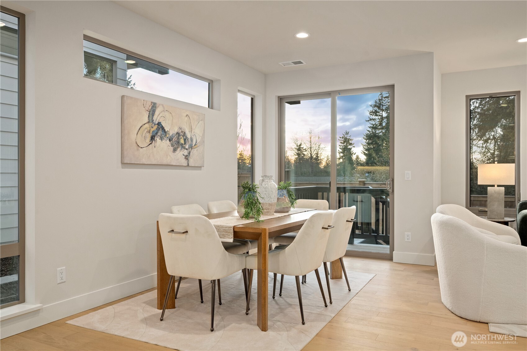 8717 126th Avenue NE, Kirkland, WA 98033