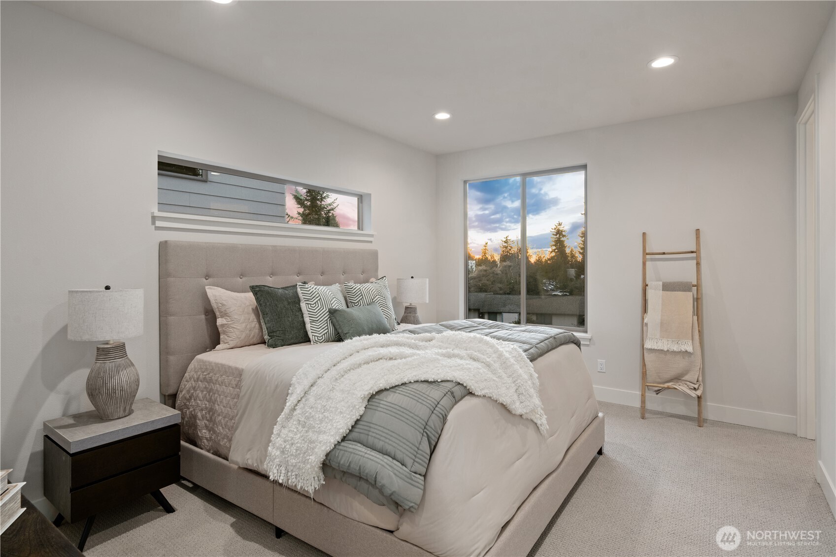 8717 126th Avenue NE, Kirkland, WA 98033