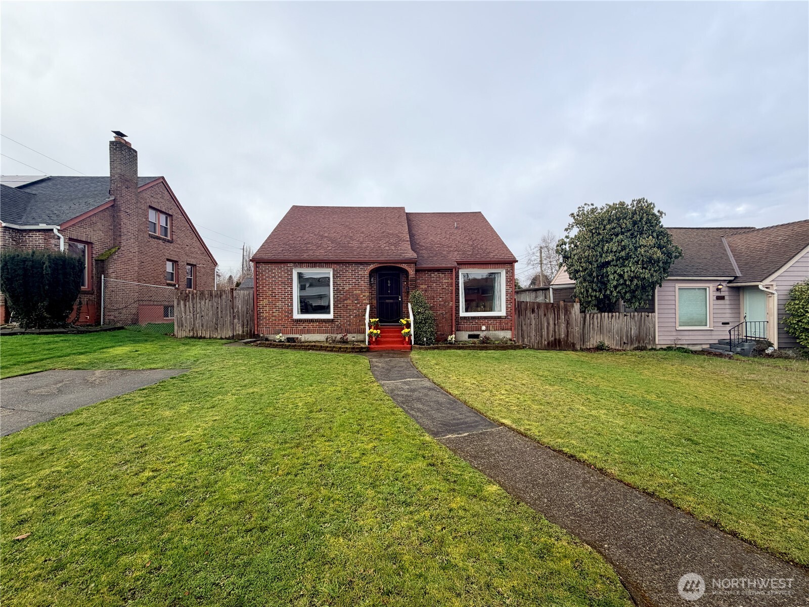 6014 Pacific Avenue , Tacoma, WA 98408-7416