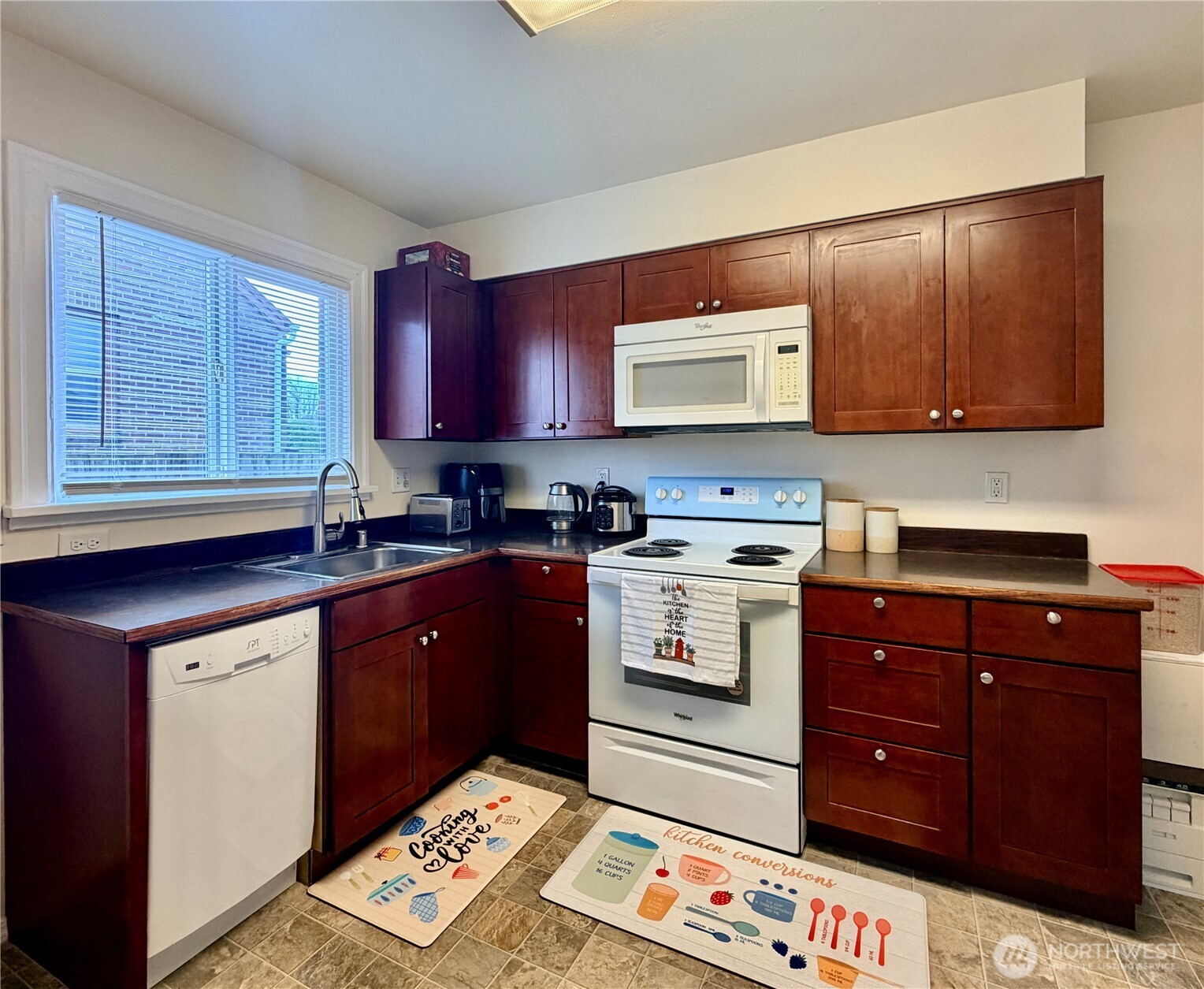 6014 Pacific Avenue , Tacoma, WA 98408-7416