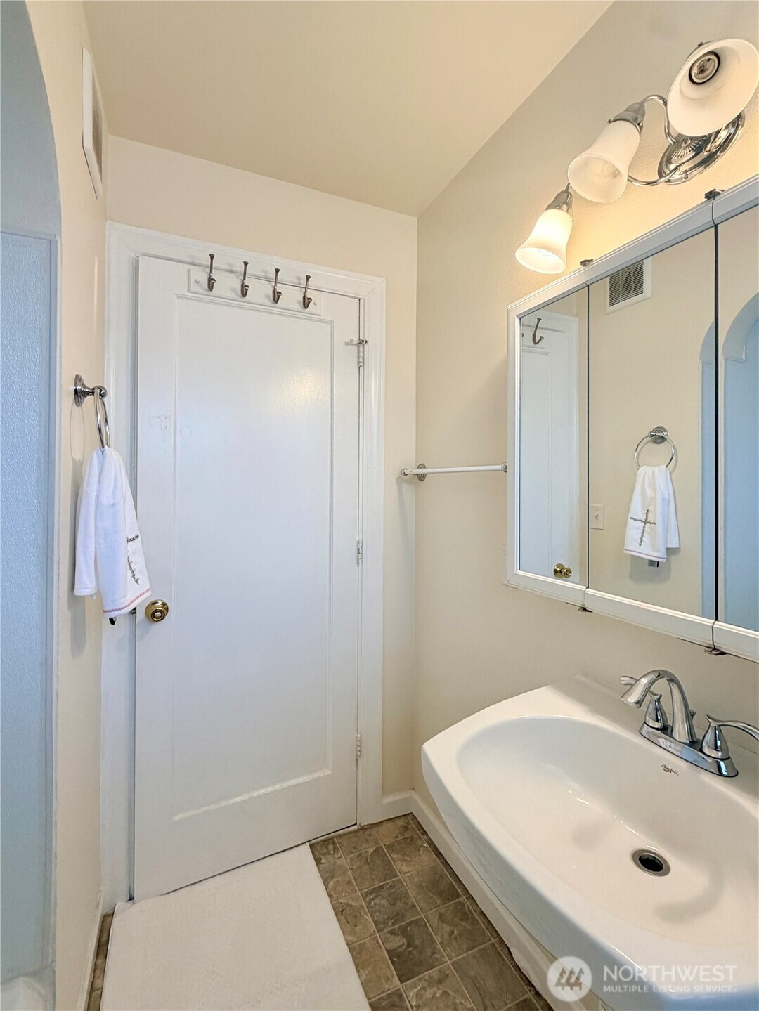 6014 Pacific Avenue , Tacoma, WA 98408-7416