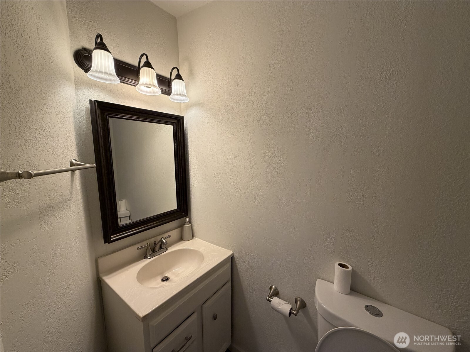 114 2nd Avenue N, Algona, WA 98001