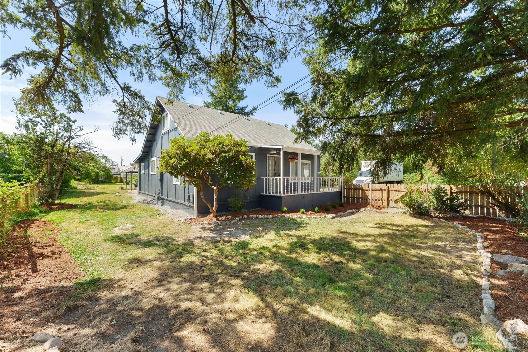 114 2nd Avenue N, Algona, WA 98001