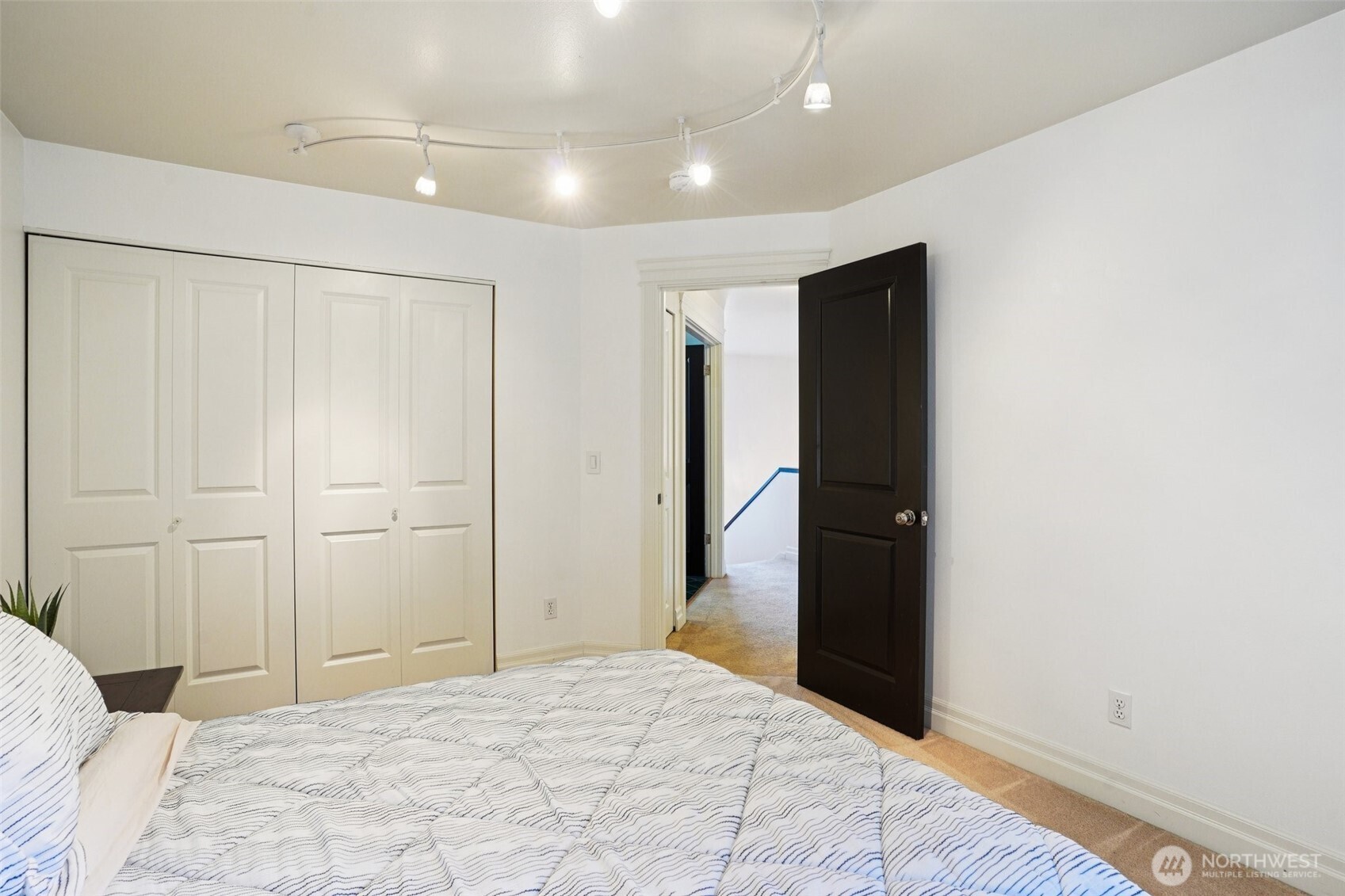 27114 109th Court SE, Kent, WA 98030