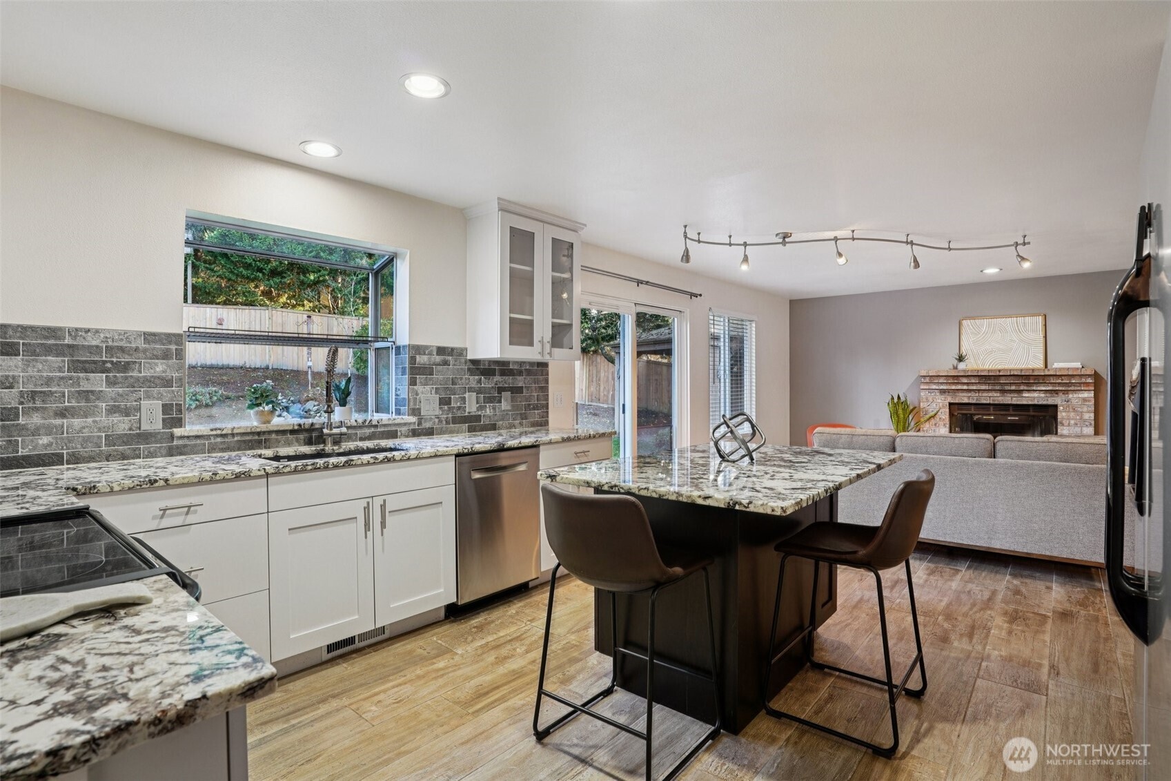 27114 109th Court SE, Kent, WA 98030