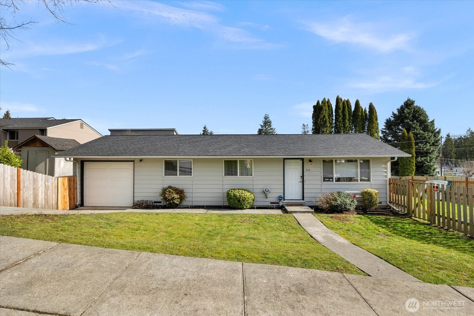 212 10th Street , Snohomish, WA 98290