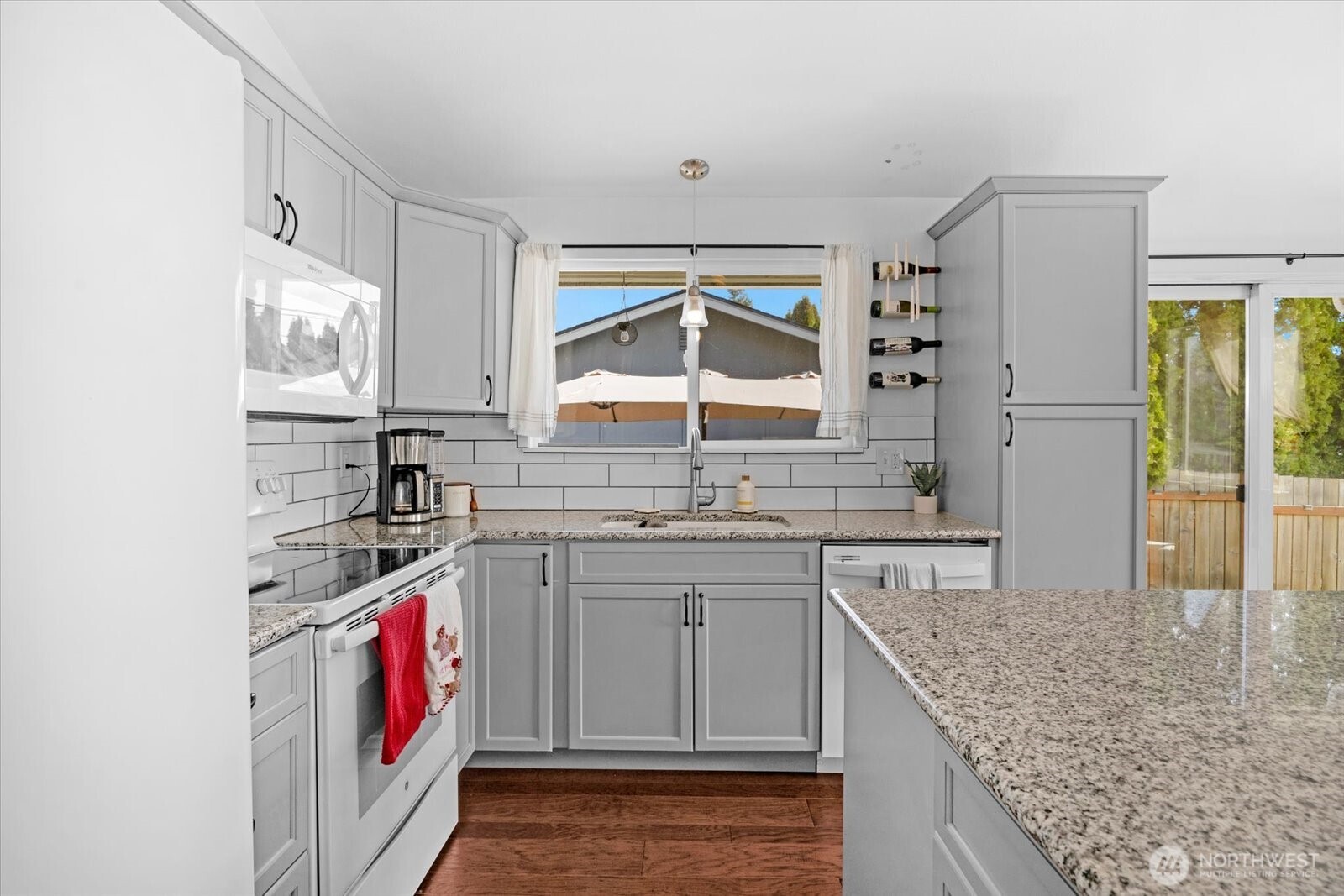 212 10th Street , Snohomish, WA 98290