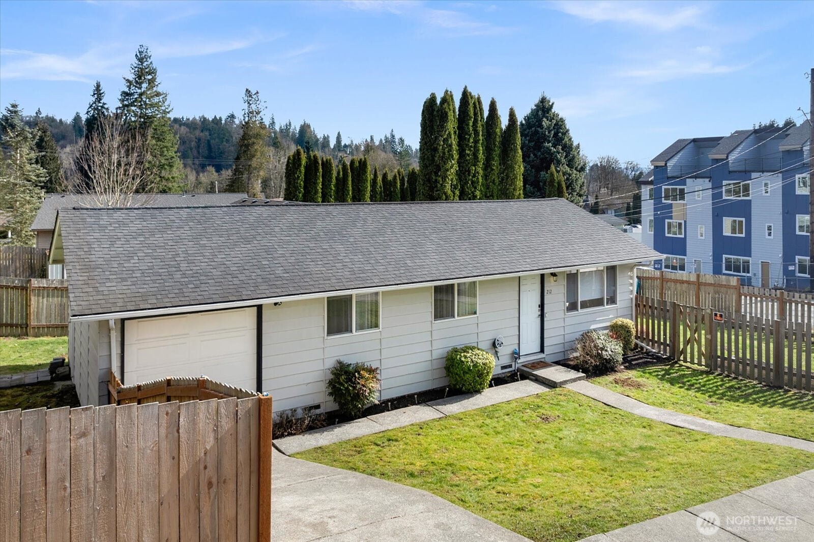 212 10th Street , Snohomish, WA 98290