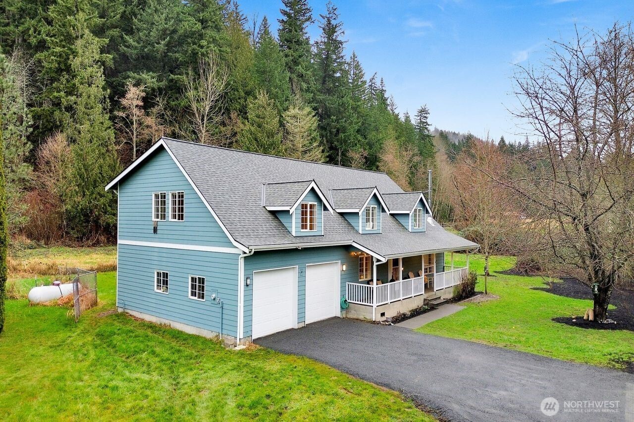 5242 Scarlett Way , Deming, WA 98244