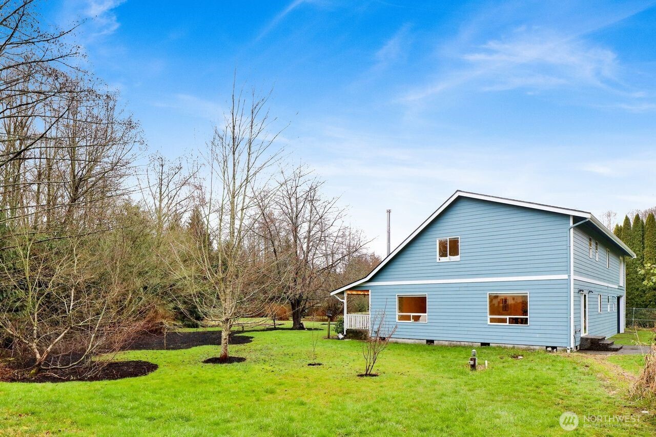 5242 Scarlett Way , Deming, WA 98244