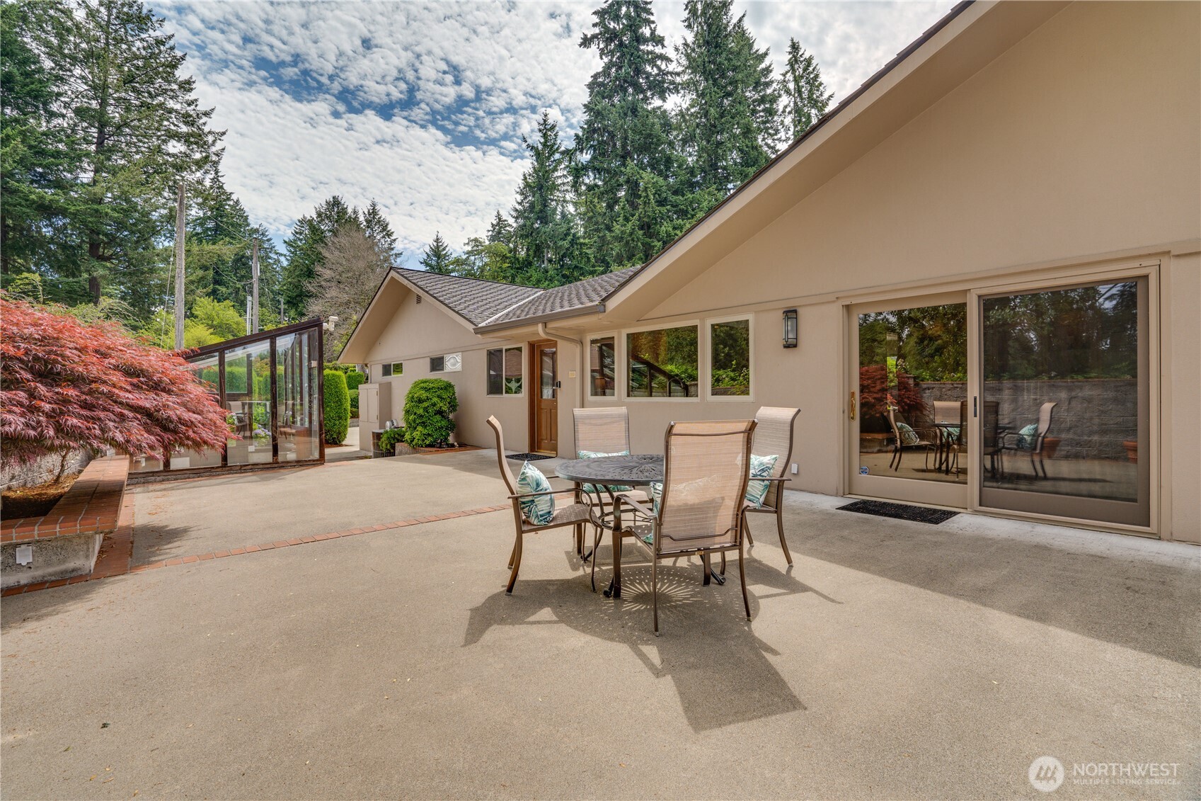 6638 Hilltop Lane , Lakewood, WA 98499