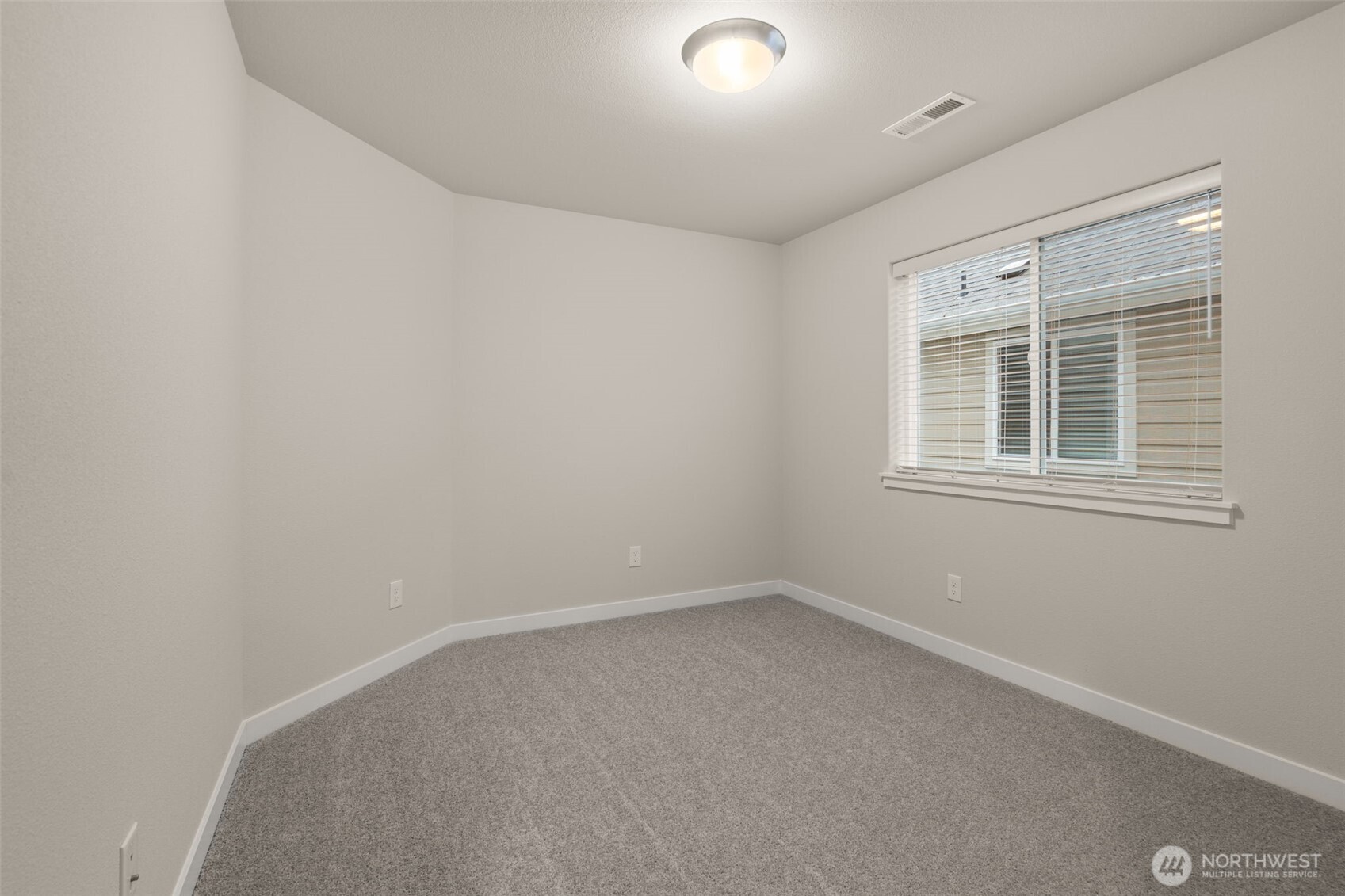 1421 89th Avenue SE, Tumwater, WA 98501