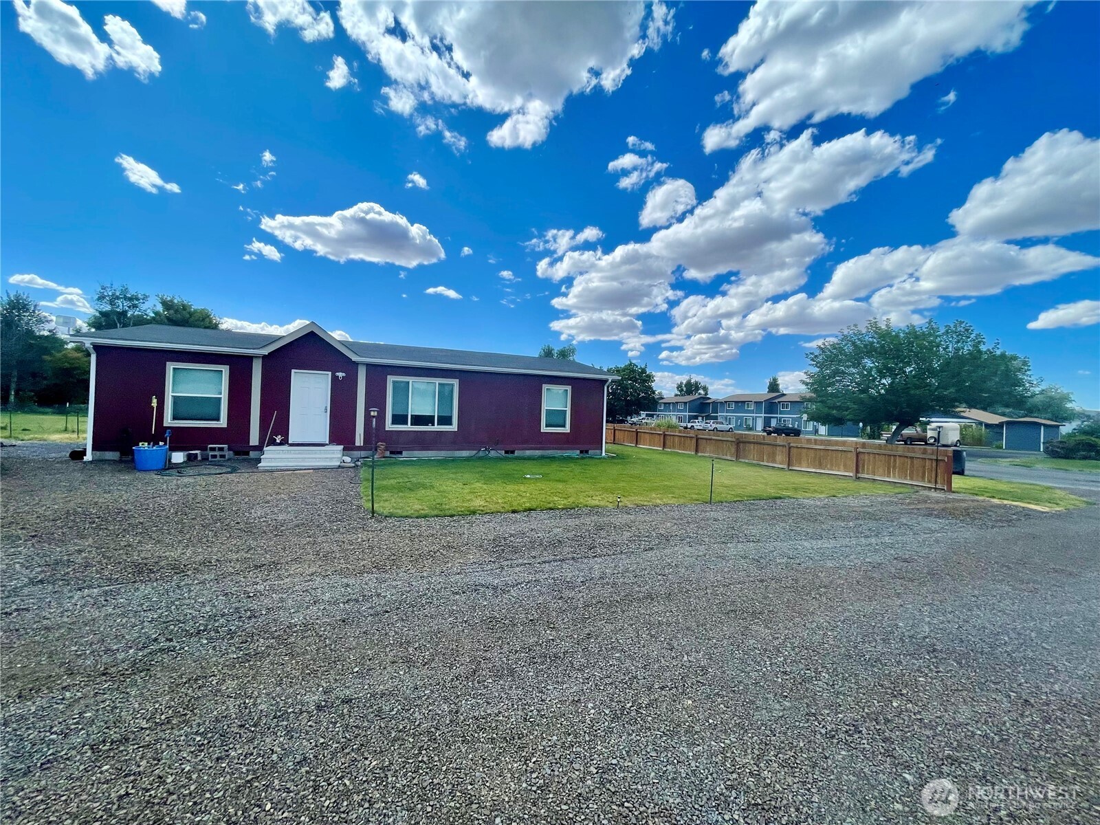 405 E Chelan Street , Coulee City, WA 99115