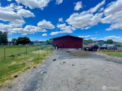 405 E Chelan Street , Coulee City, WA 99115 - Photo 22