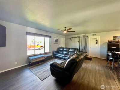 405 E Chelan Street , Coulee City, WA 99115 - Photo 4