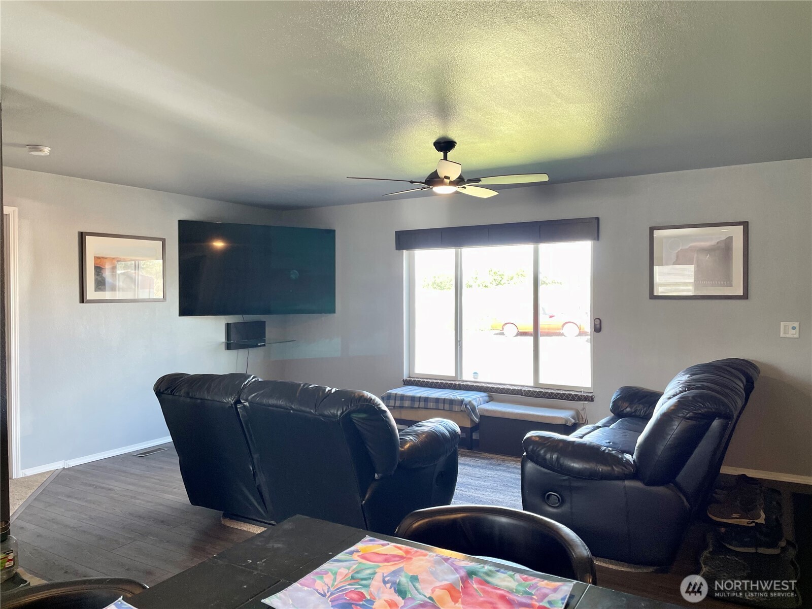 405 E Chelan Street , Coulee City, WA 99115