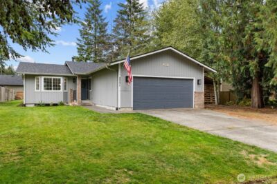 2991 Green Valley Drive , Maple Falls, WA 98266