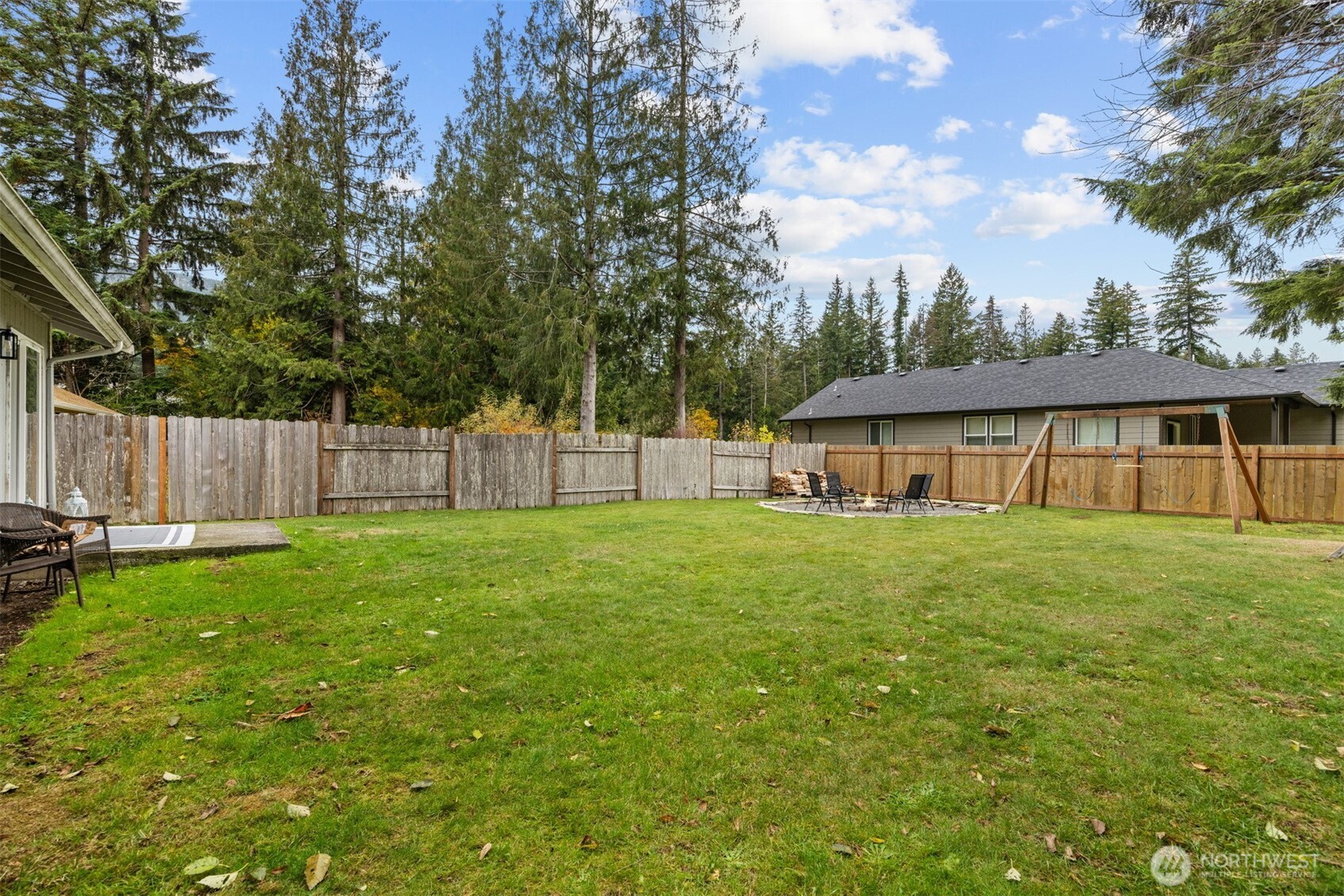 2991 Green Valley Drive , Maple Falls, WA 98266