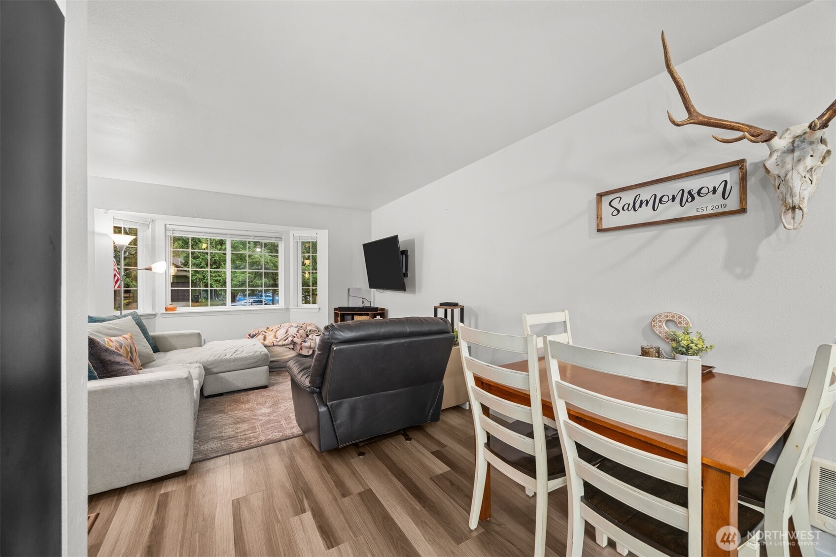 2991 Green Valley Drive , Maple Falls, WA 98266