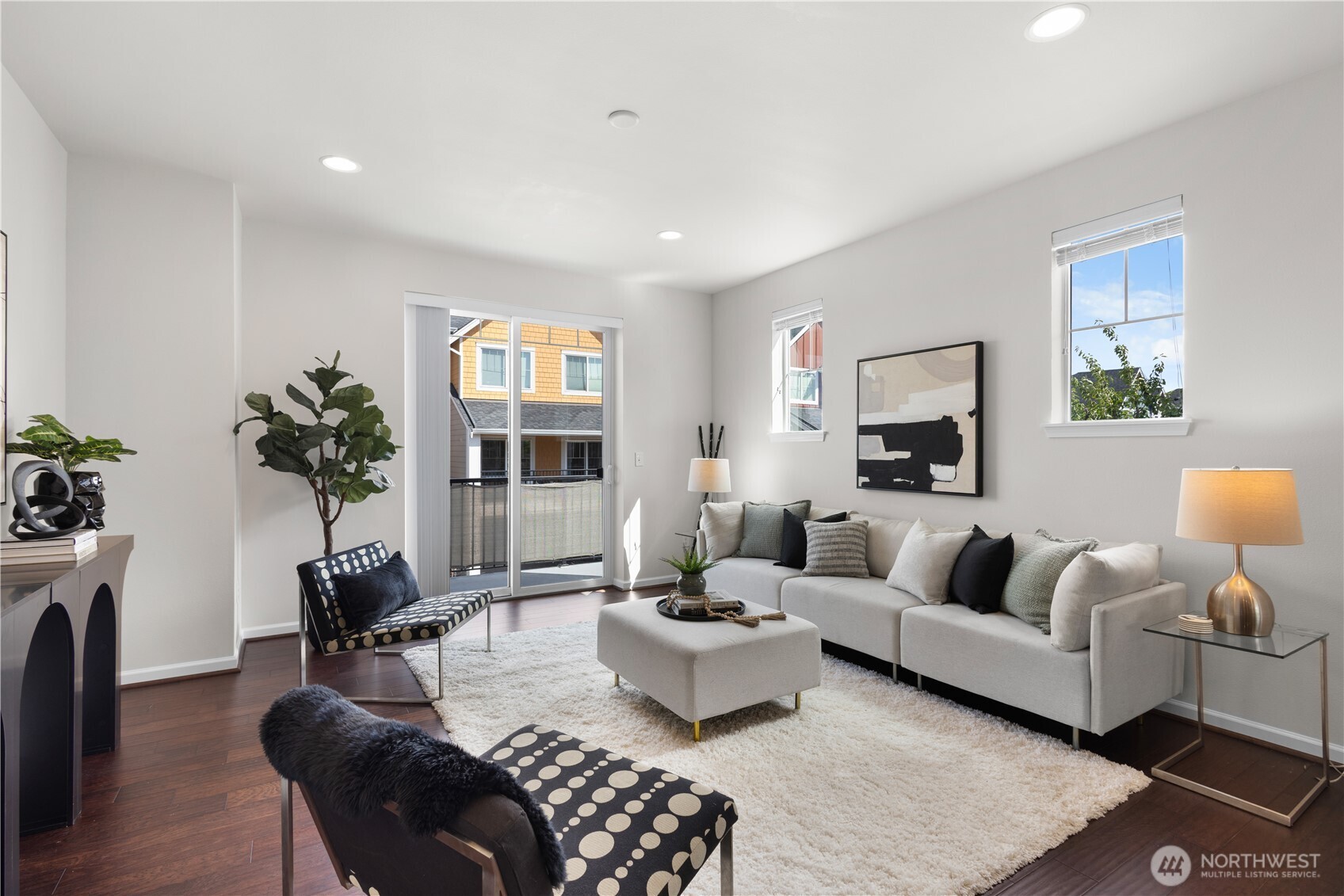 3280 SW Graham Street #601, Seattle, WA 98126