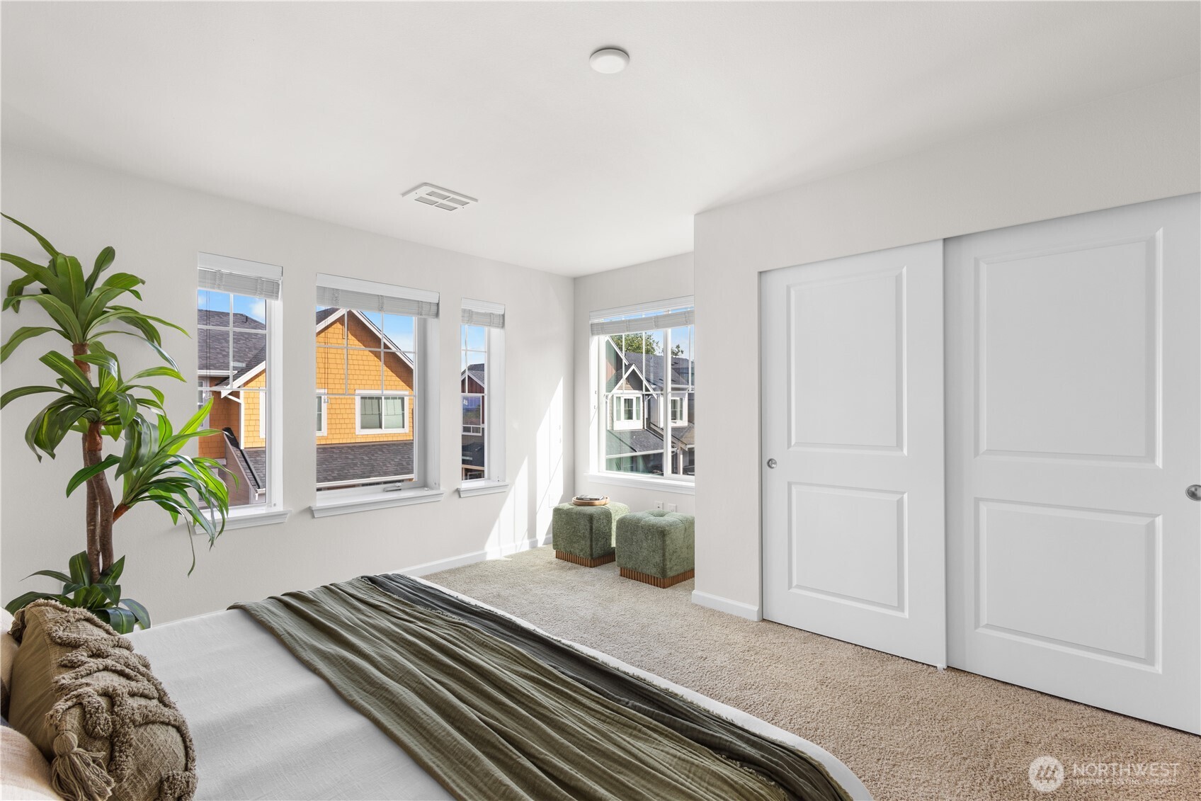 3280 SW Graham Street #601, Seattle, WA 98126