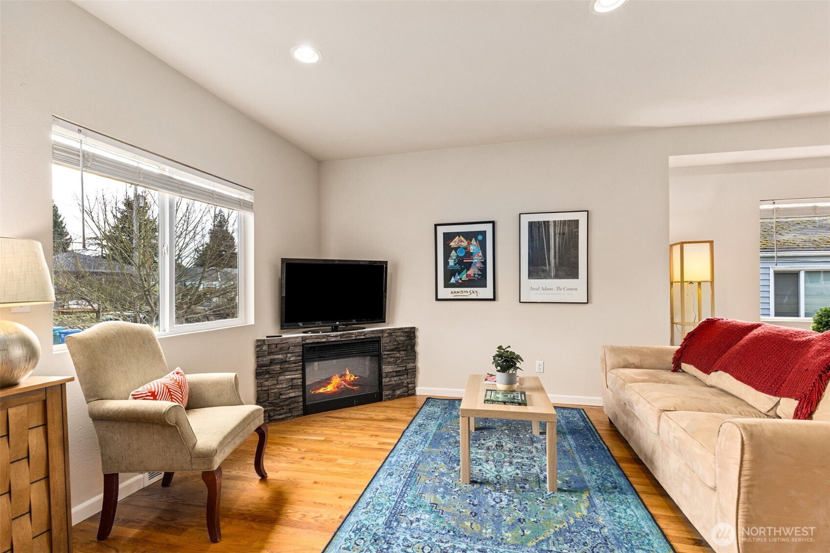 7755 29th Avenue NW, Seattle, WA 98117