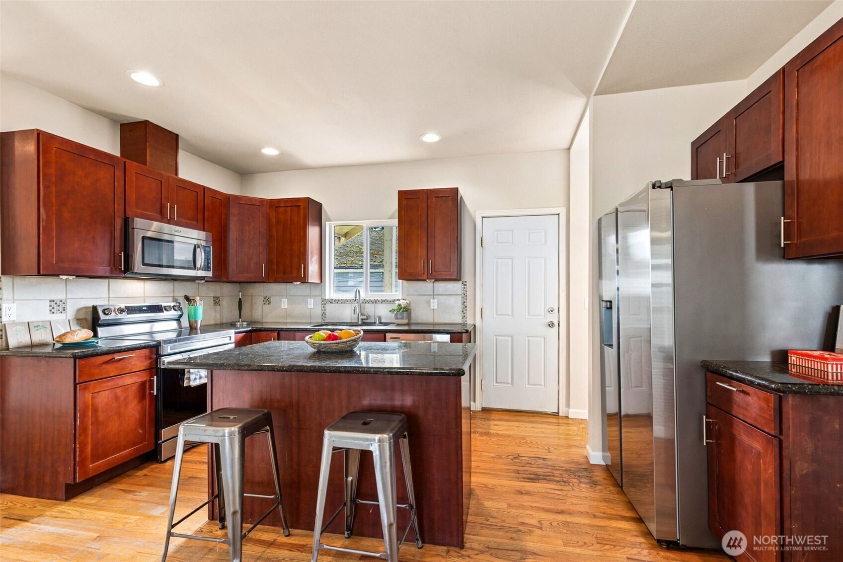 7755 29th Avenue NW, Seattle, WA 98117