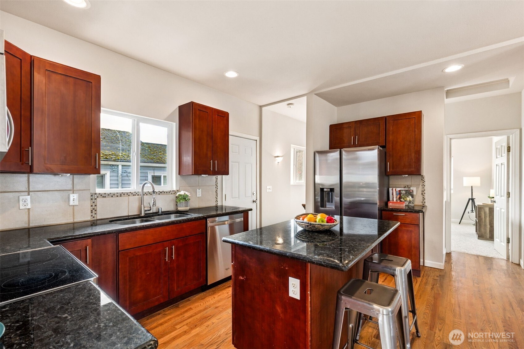 7755 29th Avenue NW, Seattle, WA 98117