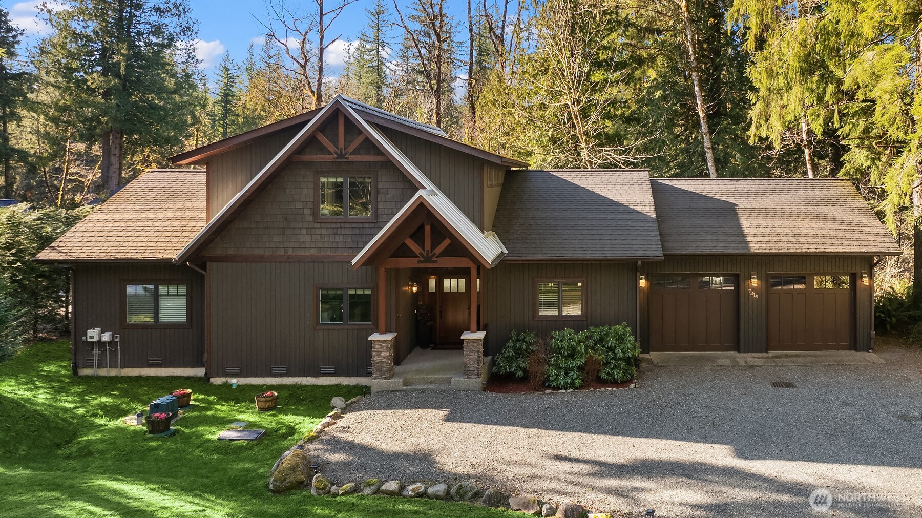 7315 Moon Valley Rd SE, North Bend, WA 98045