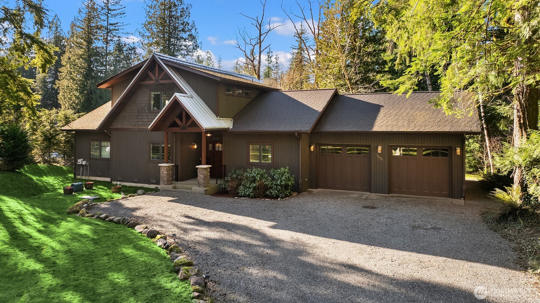 7315 Moon Valley Rd SE, North Bend, WA 98045