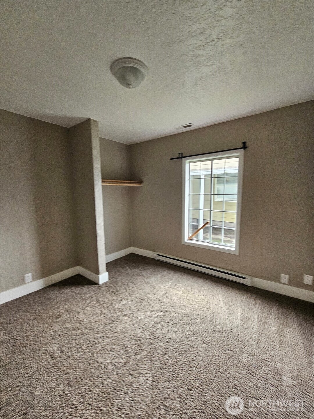 700 S 6th Street , Kelso, WA 98626