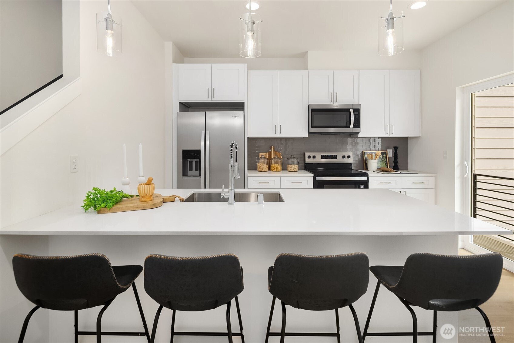 1520 Hollow Dale Place #E, Everett, WA 98204