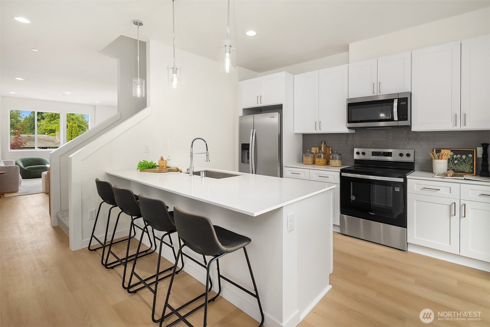 1520 Hollow Dale Place #E, Everett, WA 98204