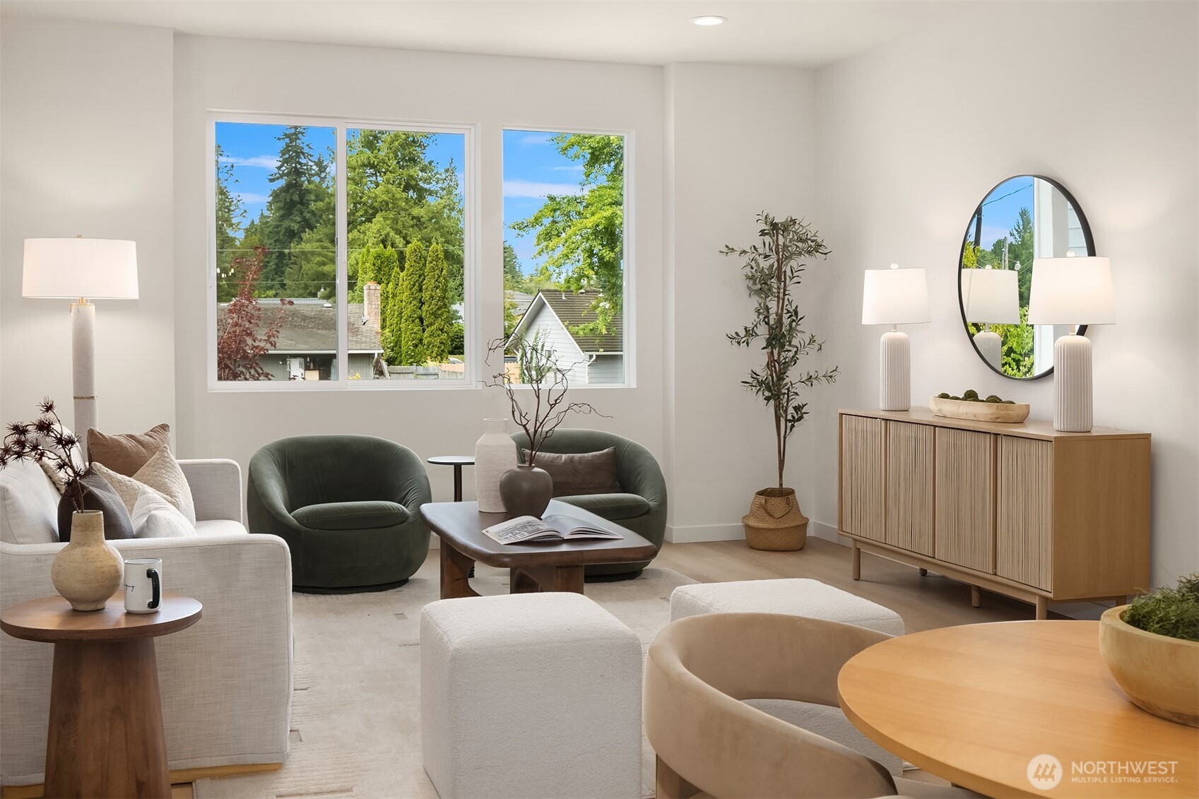 1520 Hollow Dale Place #E, Everett, WA 98204