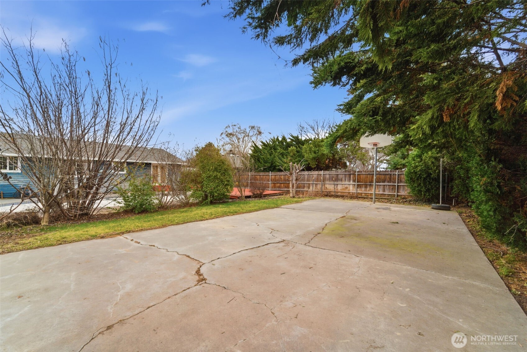 1711 W 15th Avenue , Kennewick, WA 99337