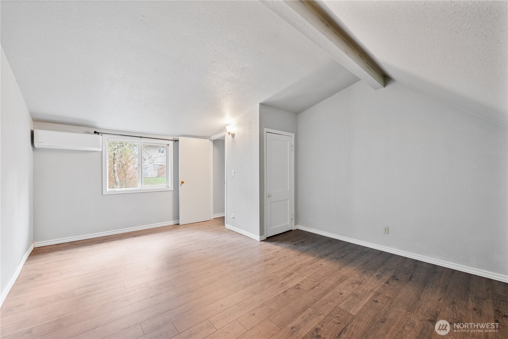 2337 W Castleman Drive , Longview, WA 98632