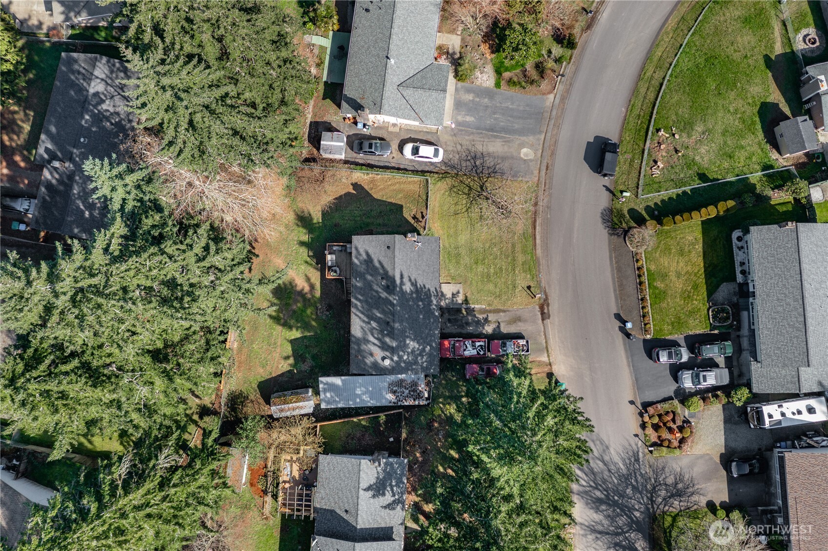 4661 SE Basswood Lane , Port Orchard, WA 98366