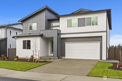 13883 16th Avenue E #93, Tacoma, WA 98445 - Photo 2