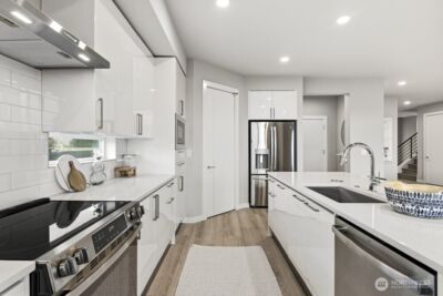 13883 16th Avenue E #93, Tacoma, WA 98445 - Photo 34