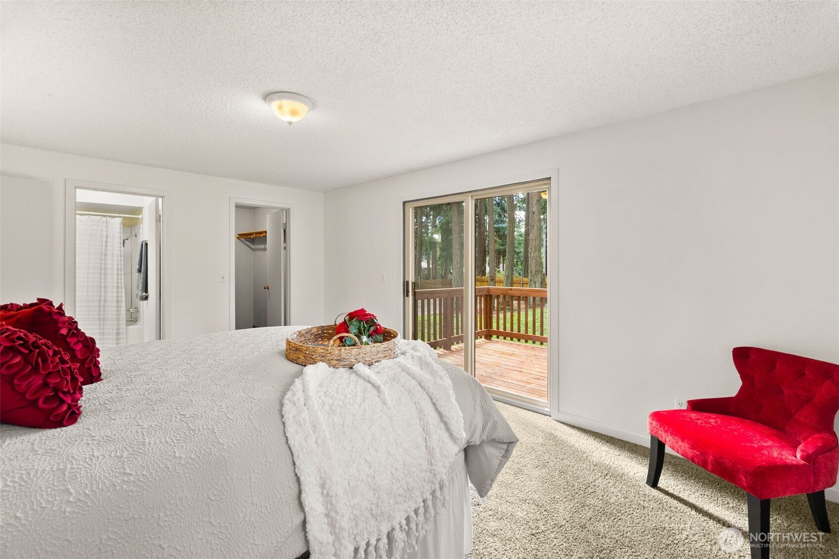 4605 Timberline Drive SE, Lacey, WA 98503