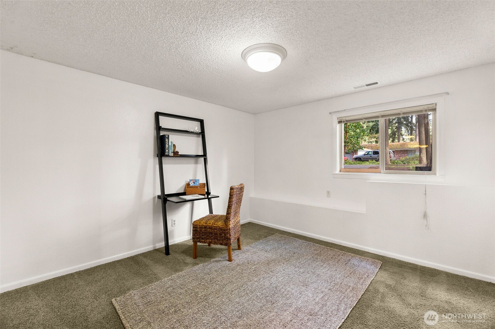 4605 Timberline Drive SE, Lacey, WA 98503