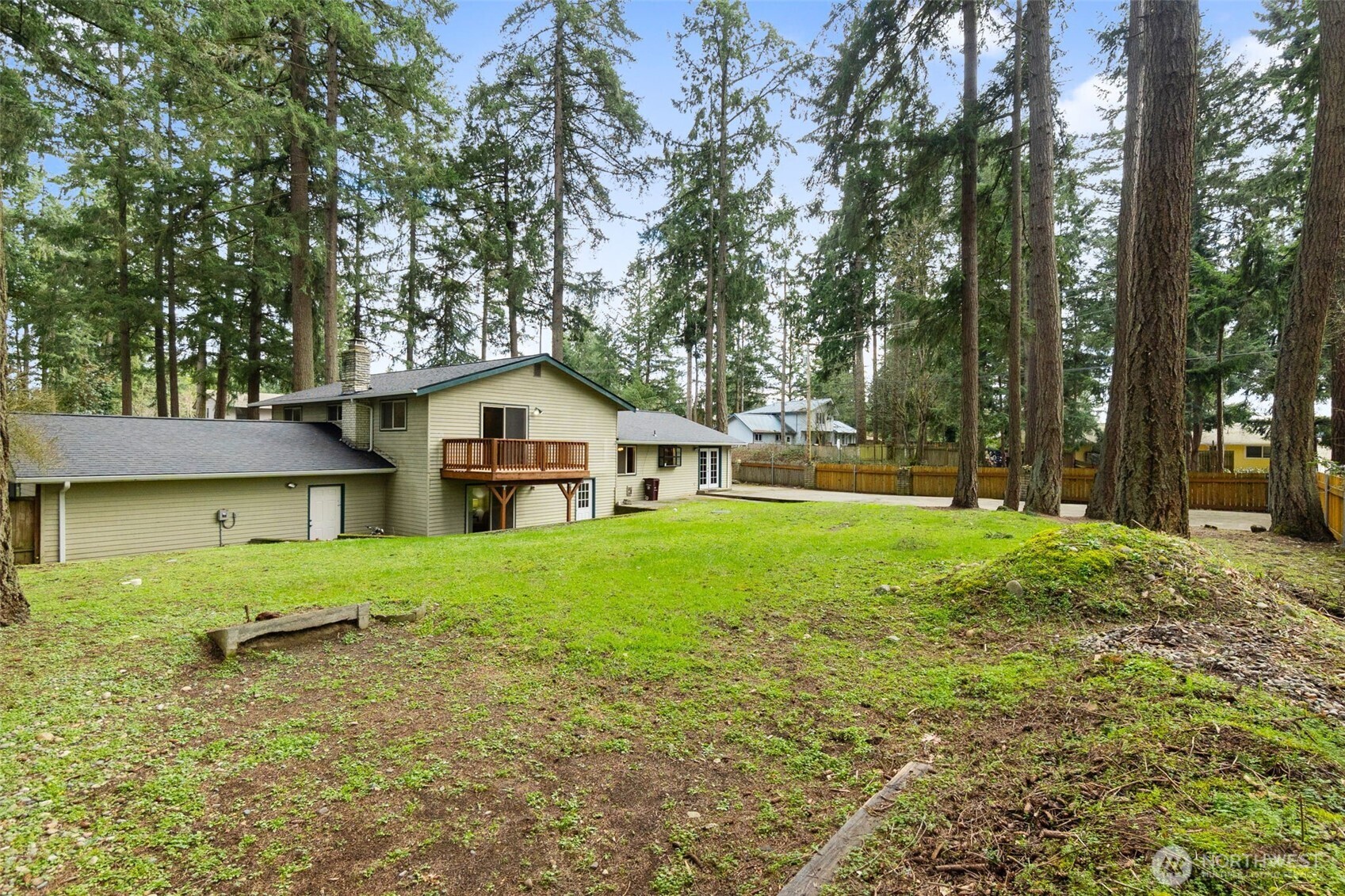 4605 Timberline Drive SE, Lacey, WA 98503