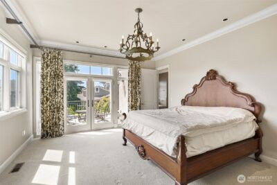 9820 NE 16th Street , Bellevue, WA 98004 - Photo 20