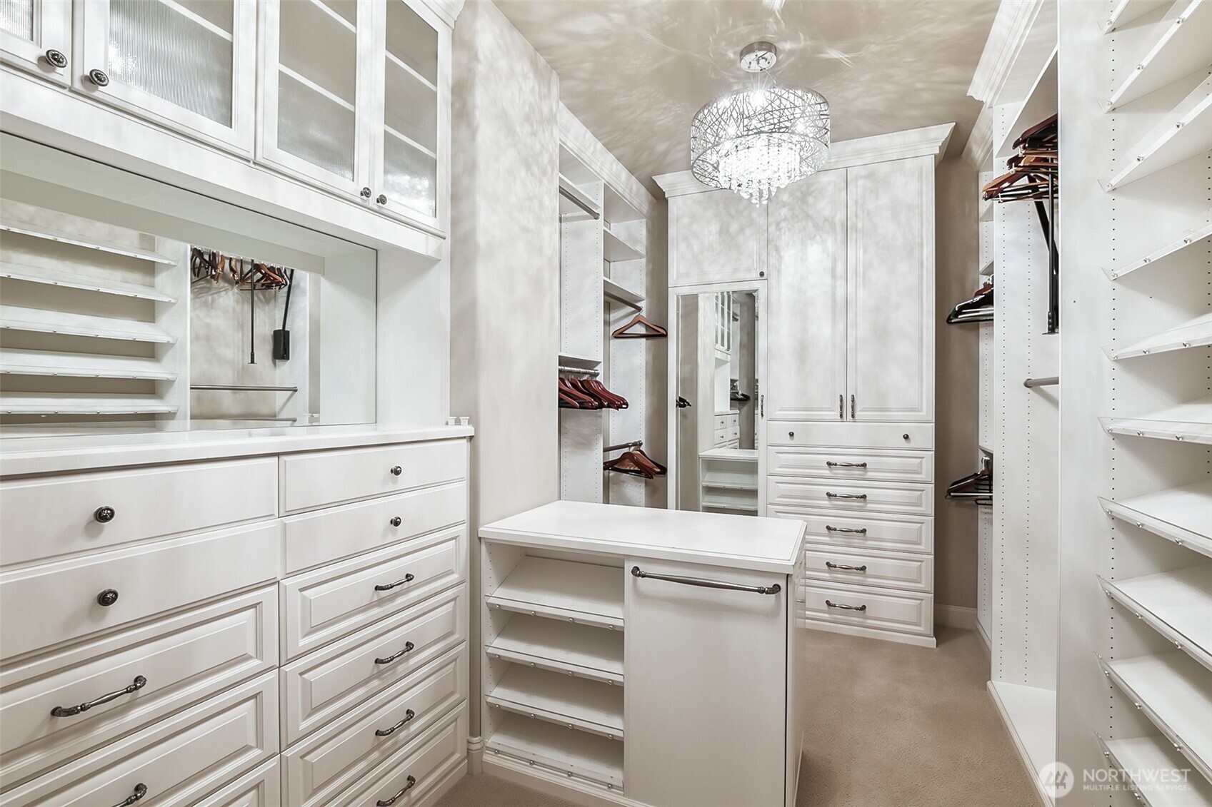 9820 NE 16th Street , Bellevue, WA 98004